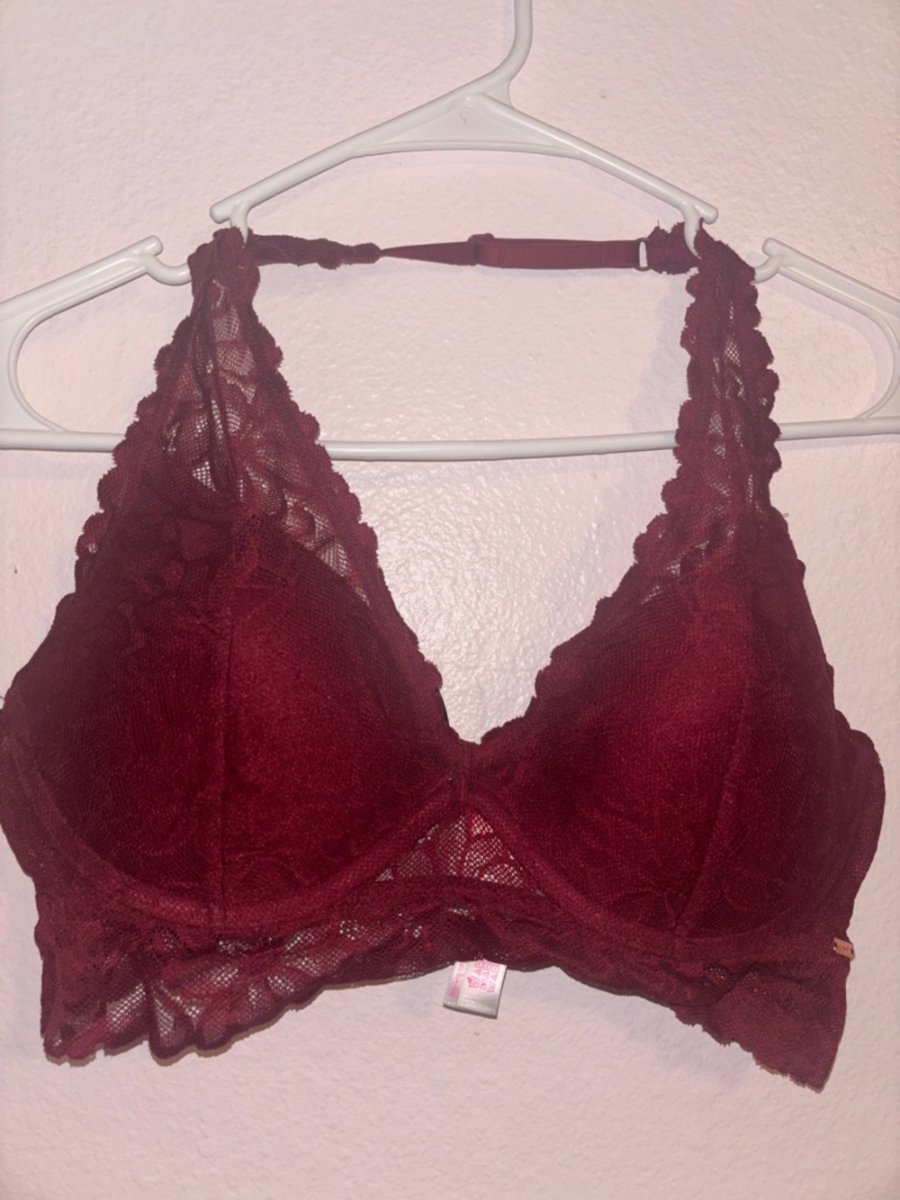 Victorias Secret PINK Push Up Lace Halter Bralette, Dark Red Size M, NWT